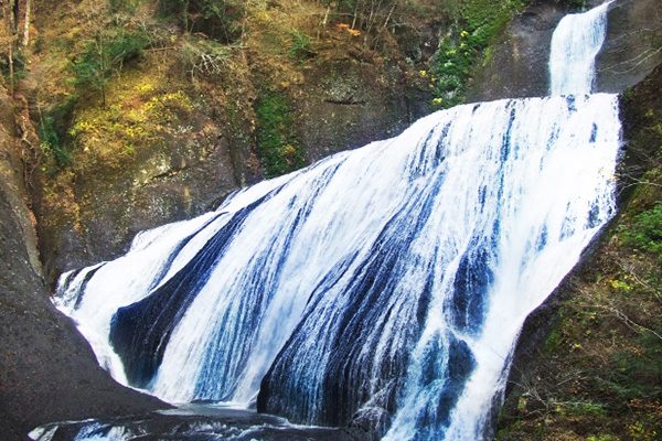 日本三名瀑のひとつ・袋田の滝往復コース
