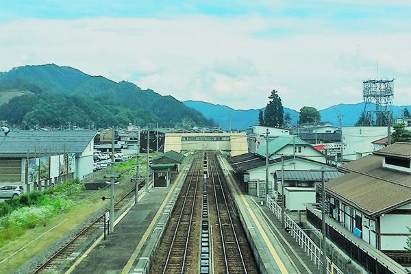 「君の名は。」聖地巡礼と四十八滝探訪コース