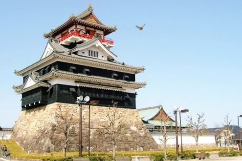 織田信長ゆかりの名古屋城と清州城をめぐるコース