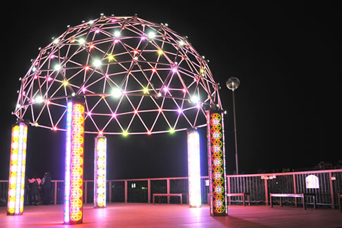 LED輝く町を走る。牛岐城跡公園コース