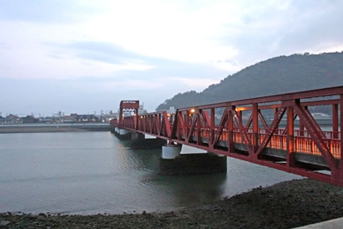 川霧の流れでも有名！肱川