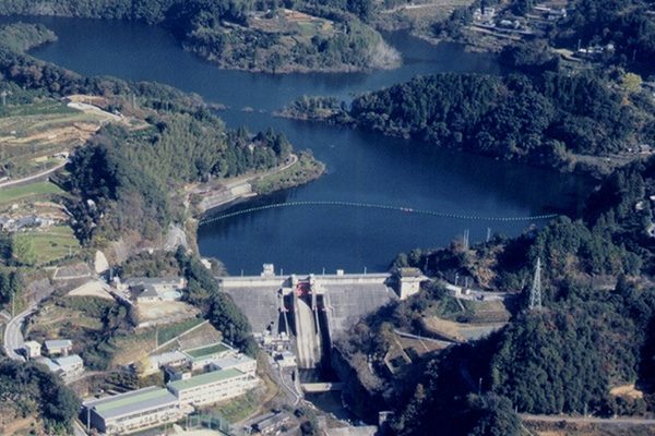 走り込みに最適・鏡ダム湖畔コース