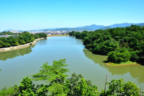 筑前三大大池のひとつ、白水